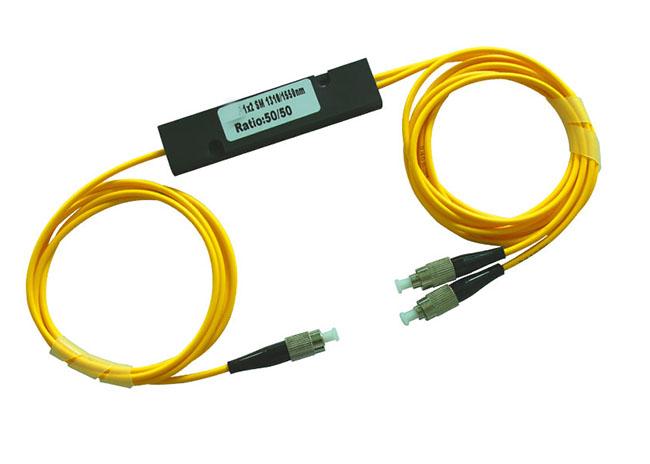 PLC fibra splitter con plastica ABS scatola pacchetto 2.0 mm FC/APC connettore 1x4 